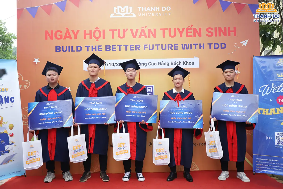 Học phí Cao đẳng Bách khoa - Cập nhật chi tiết, so sánh các khu vực