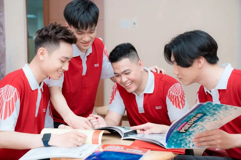 Quản trị Kinh doanh có cần học Toán? Vai trò quan trọng của Toán học