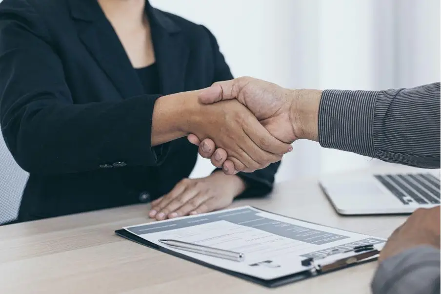 Quản trị Kinh doanh có cần học Toán? Vai trò quan trọng của Toán học