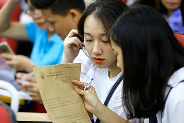 Đơn Xin Cấp Lại Học Bạ THPT: Mẫu Chuẩn Hướng Dẫn Viết