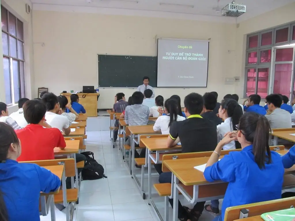 Trung cấp là gì? Khái niệm, Học sinh trung cấp, Lợi ích