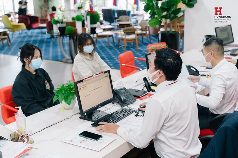 Học phí ngành Truyền thông đa phương tiện: HUTECH, FPT, Thăng Long, Văn Hiến...