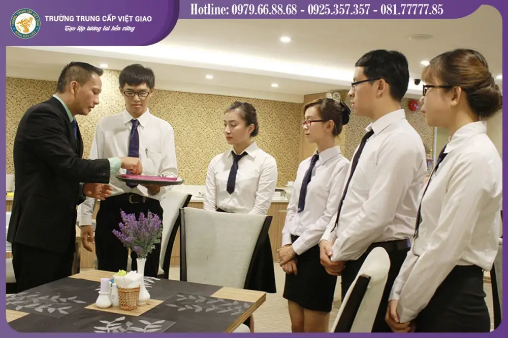 25 Tuổi Nên Làm Gì? Hướng Dẫn Chi Tiết Cho Chuyến Hành Trình Khám Phá Bản Thân