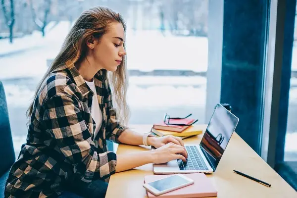 Các Ngành Nghề Dành Cho Con Gái: Khám Phá Con Đường Sự Nghiệp Hấp Dẫn