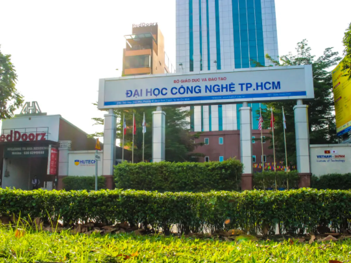 Top Trường Đại Học Đẹp Nhất TPHCM - Nơi Giao Lưu Kiến Thức Và Thẩm Mỹ
