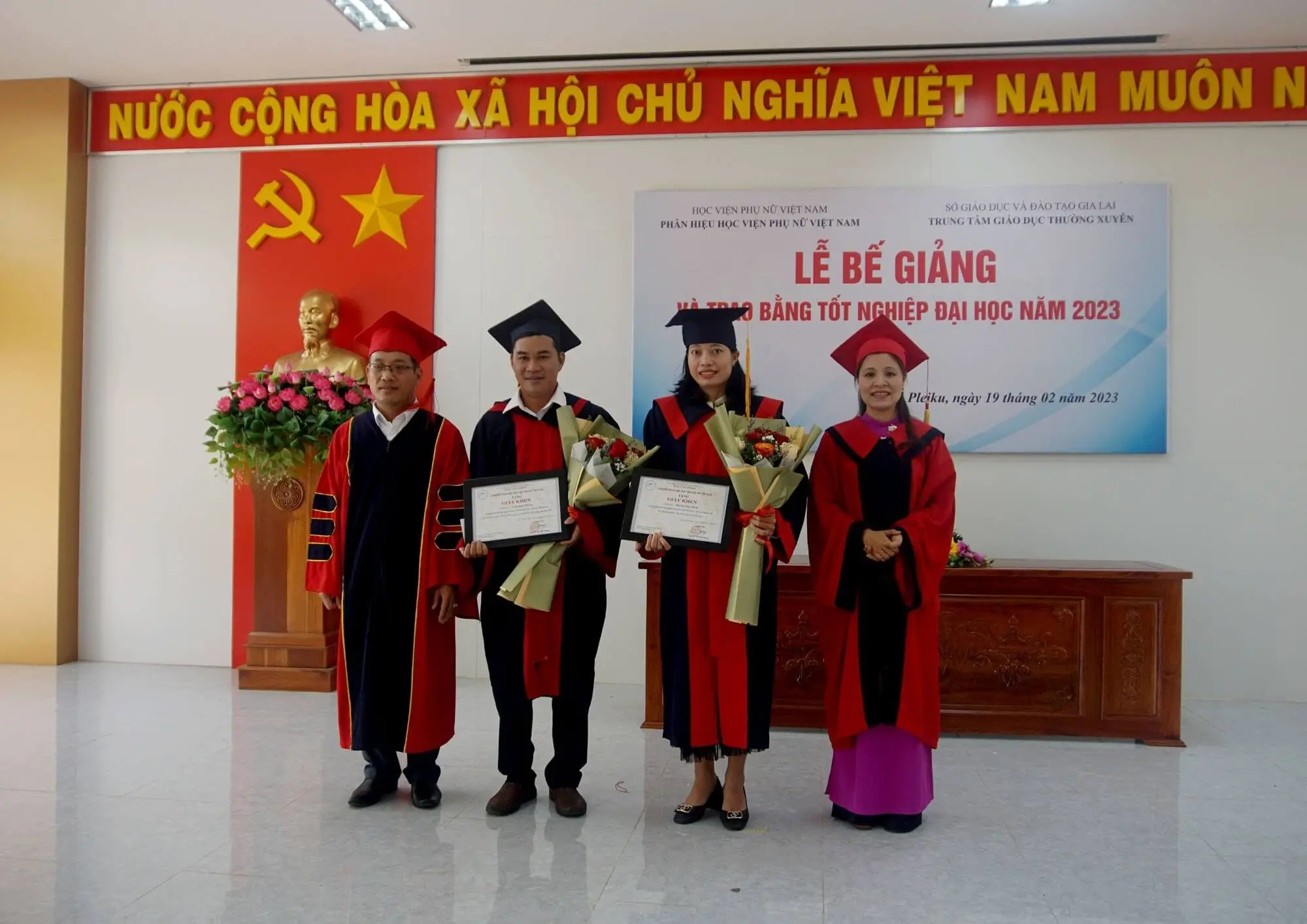 Mua bằng đại học cao cấp chất lượng cao tại Làm Bằng 247