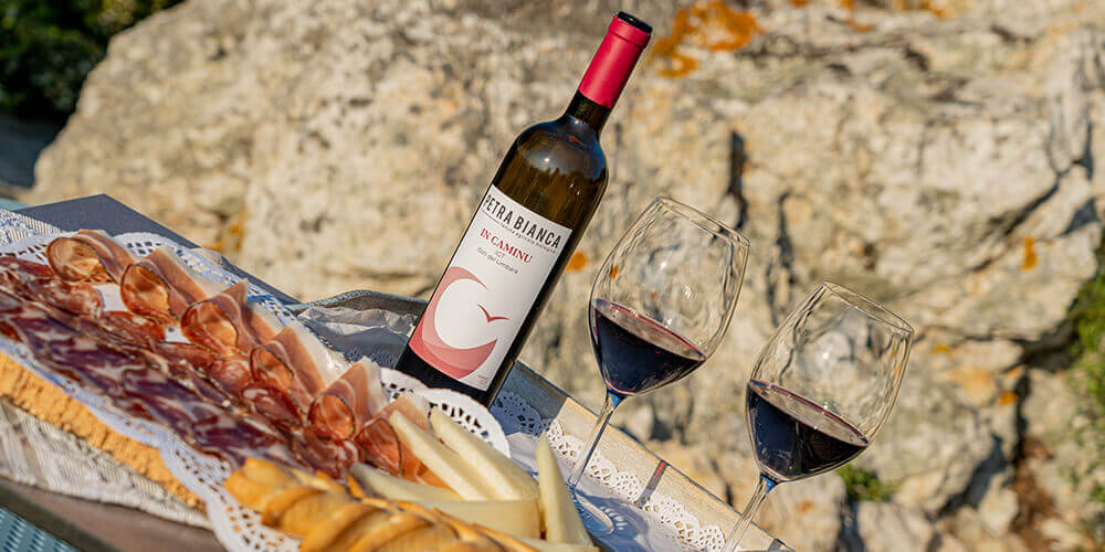 Prodotti tipici - Petra Bianca - Tenuta Agricola Biologica