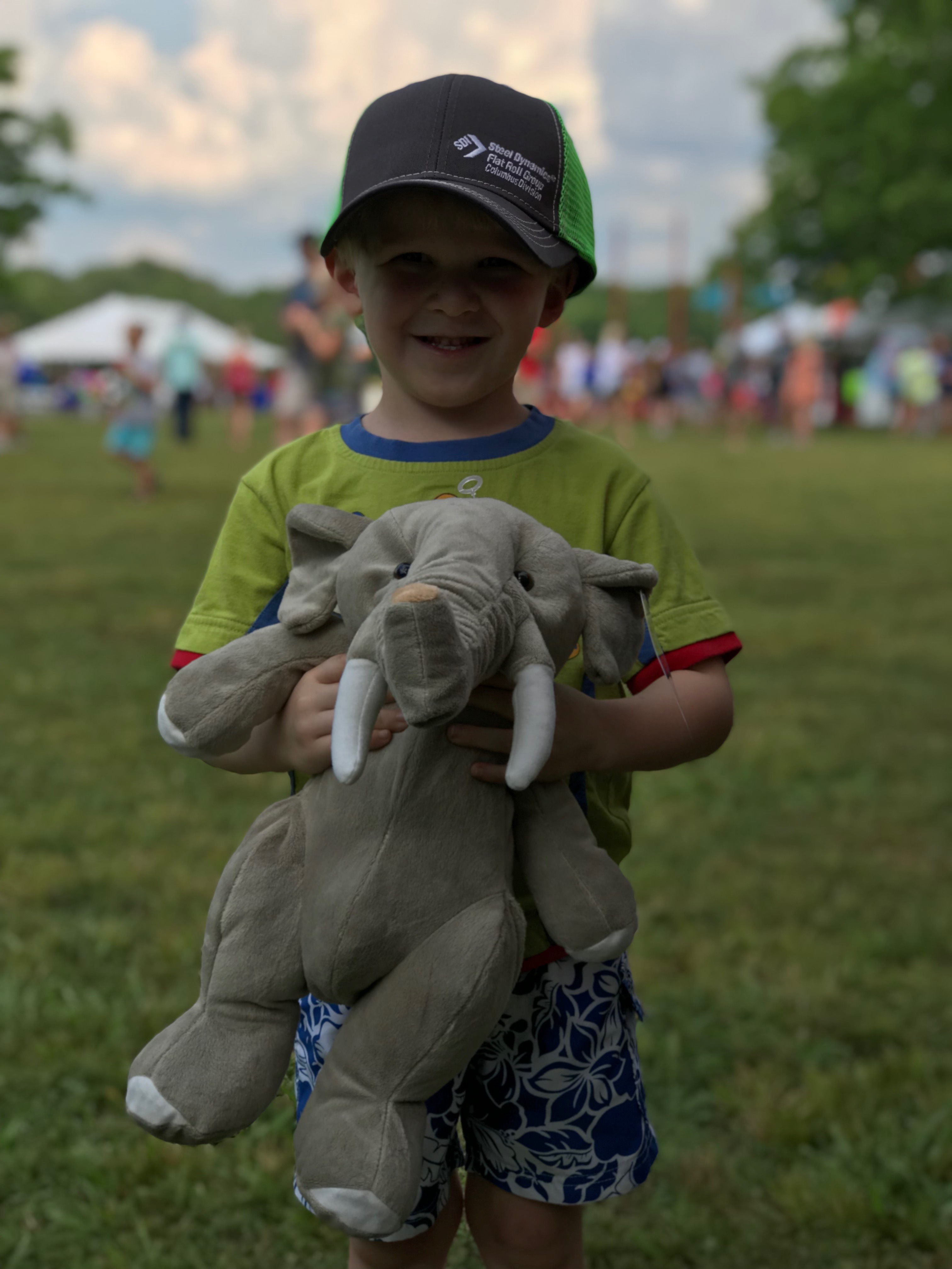 Kid with Prize
