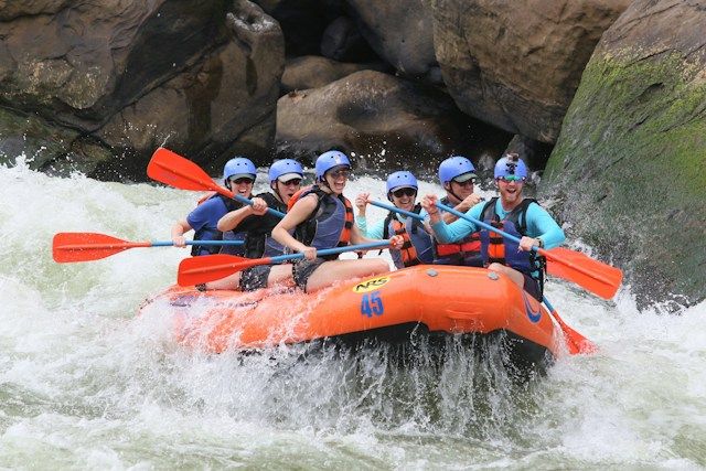 https://res.cloudinary.com/dvtx69f1o/image/upload/v1710187692/mendoza_rafting_e69deeea55.jpg