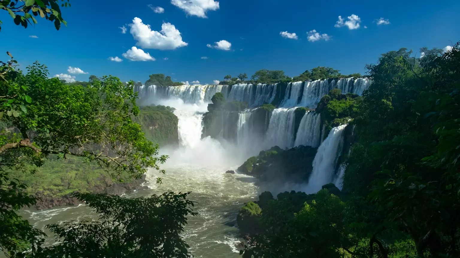 https://copie-back-magellan.onrender.comiguazu main background