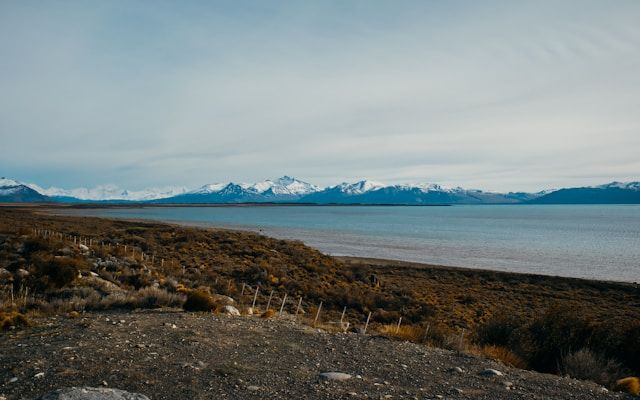 https://res.cloudinary.com/dvtx69f1o/image/upload/v1712938096/glaciar_sur_aventura_d595161222.jpg
