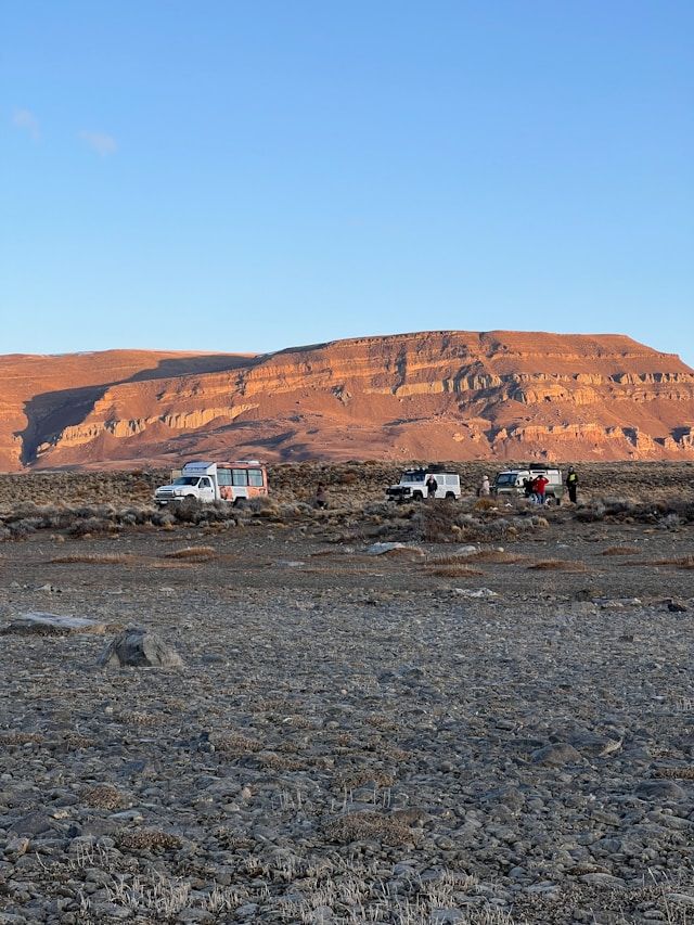 https://res.cloudinary.com/dvtx69f1o/image/upload/v1712938809/el_calafate_balcon_experience_8ee28f0af8.jpg