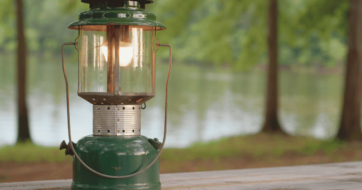 軽自動車で叶える快適車中泊術！コンパクトだからこそ自由な旅へ