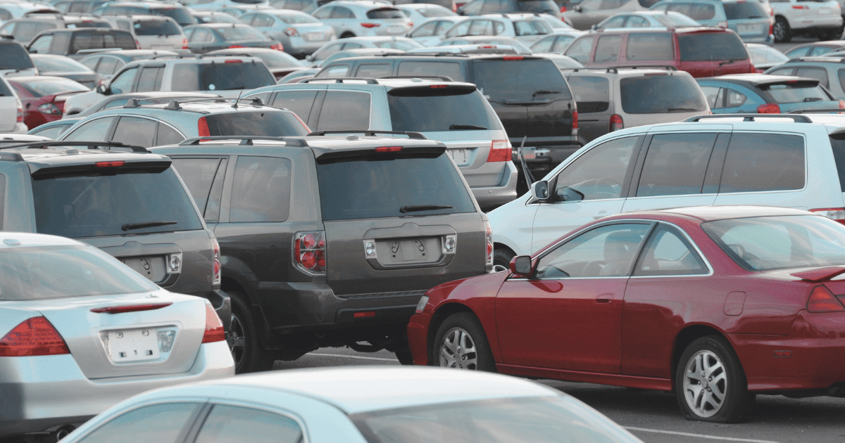 日本の車オークション市場 – 仕組みから活用方法まで