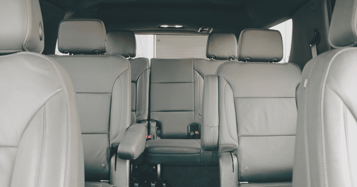 車のシートカバー完全ガイド – 種類・選び方・取り付け方