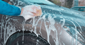 【車の清掃・洗車】で輝く車を手に入れる！自宅でできる簡単クルマのケア方法