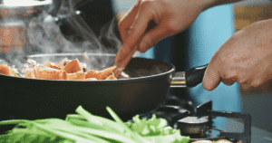 自炊で叶える！一人暮らしの食費節約術10選