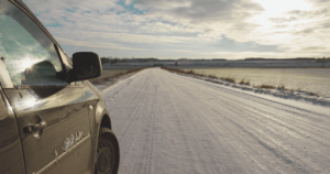 寒冷地仕様の車とは？冬の安全性を高める9の特徴と選び方