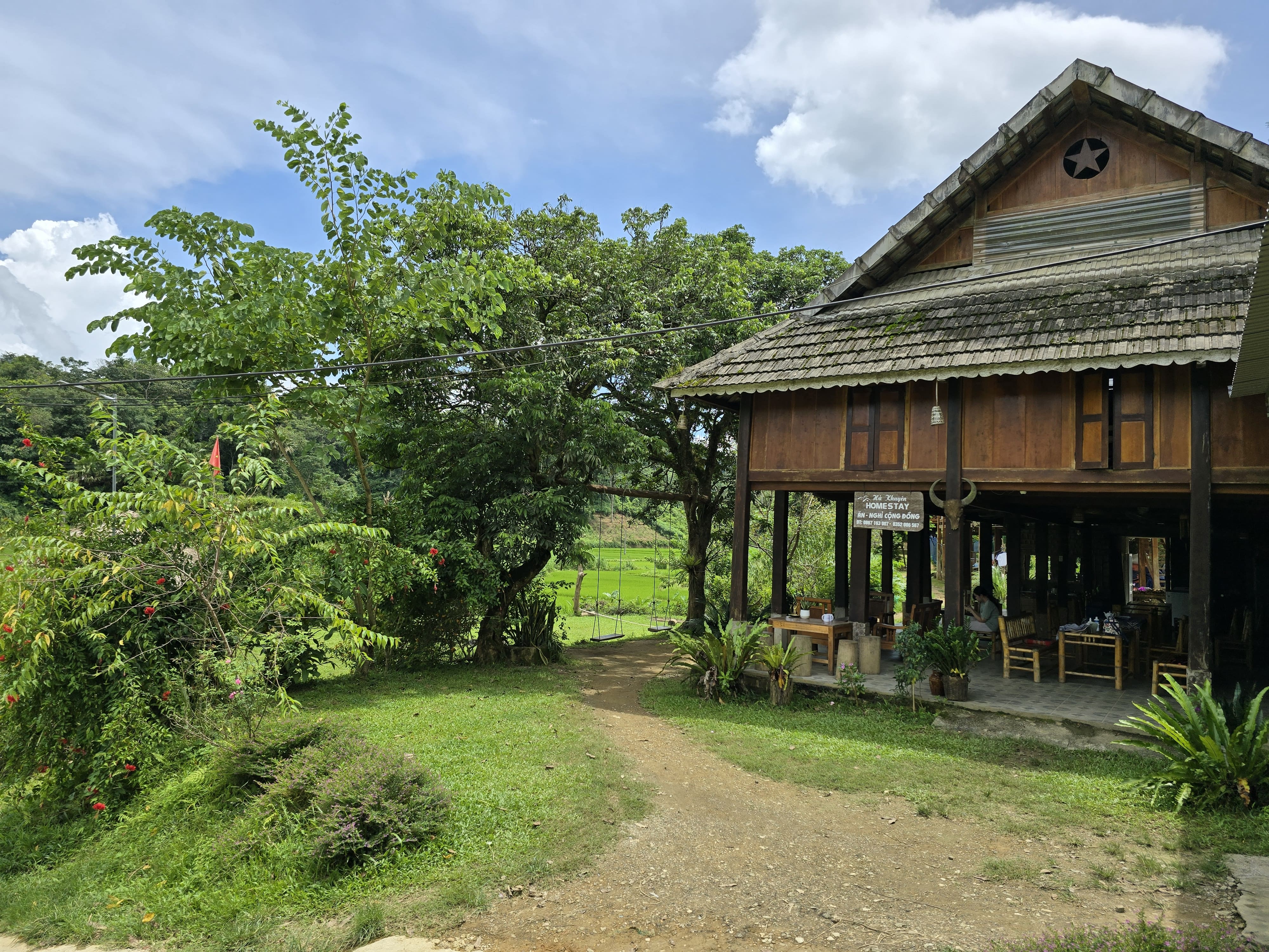 Hà Khuyên Homestay