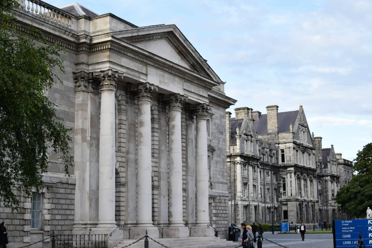 Ireland — không hào nhoáng nhưng có chất riêng