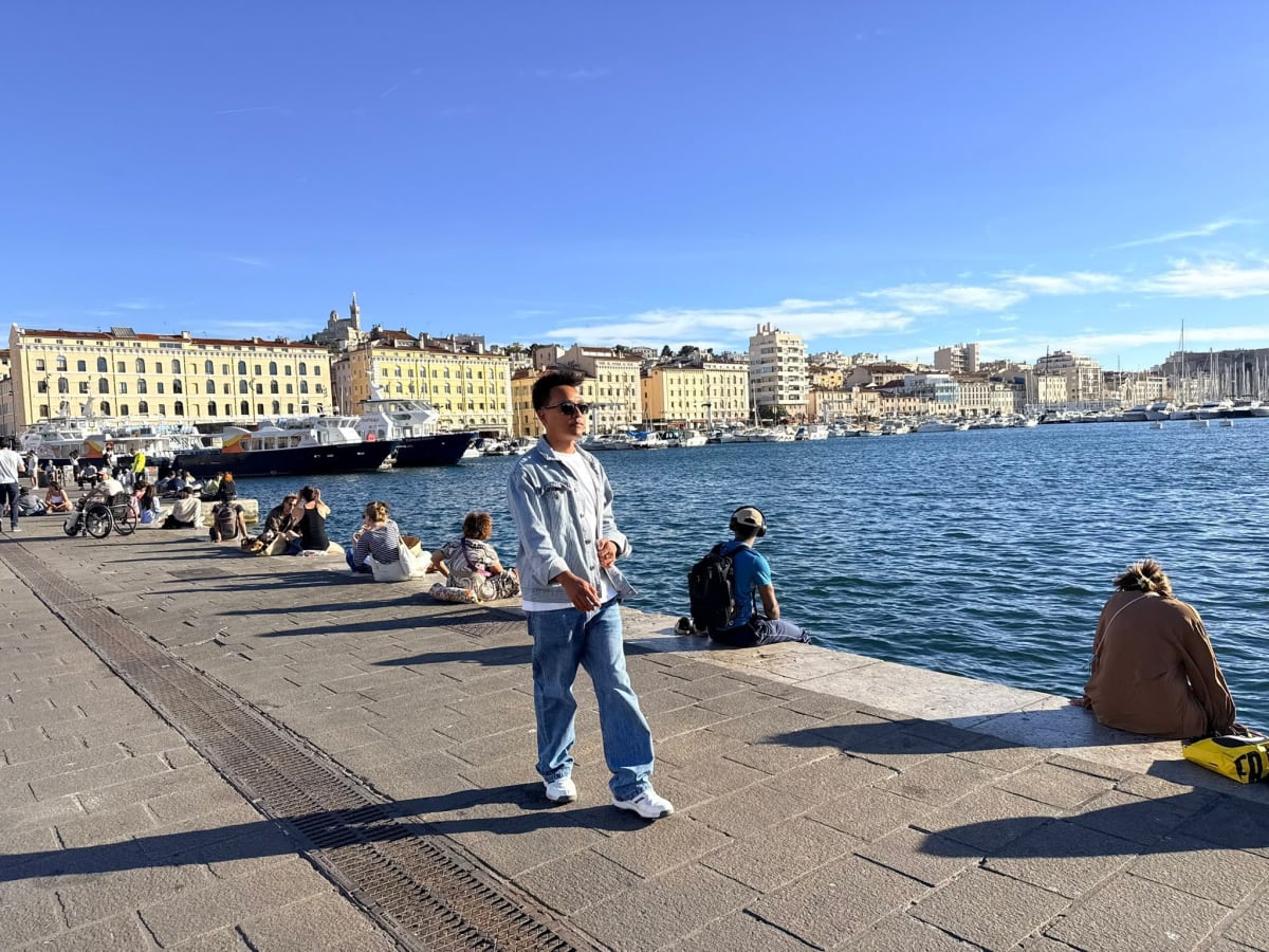 Một ngày rất đẹp ở Marseille