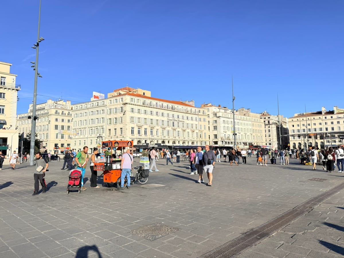 Một ngày rất đẹp ở Marseille
