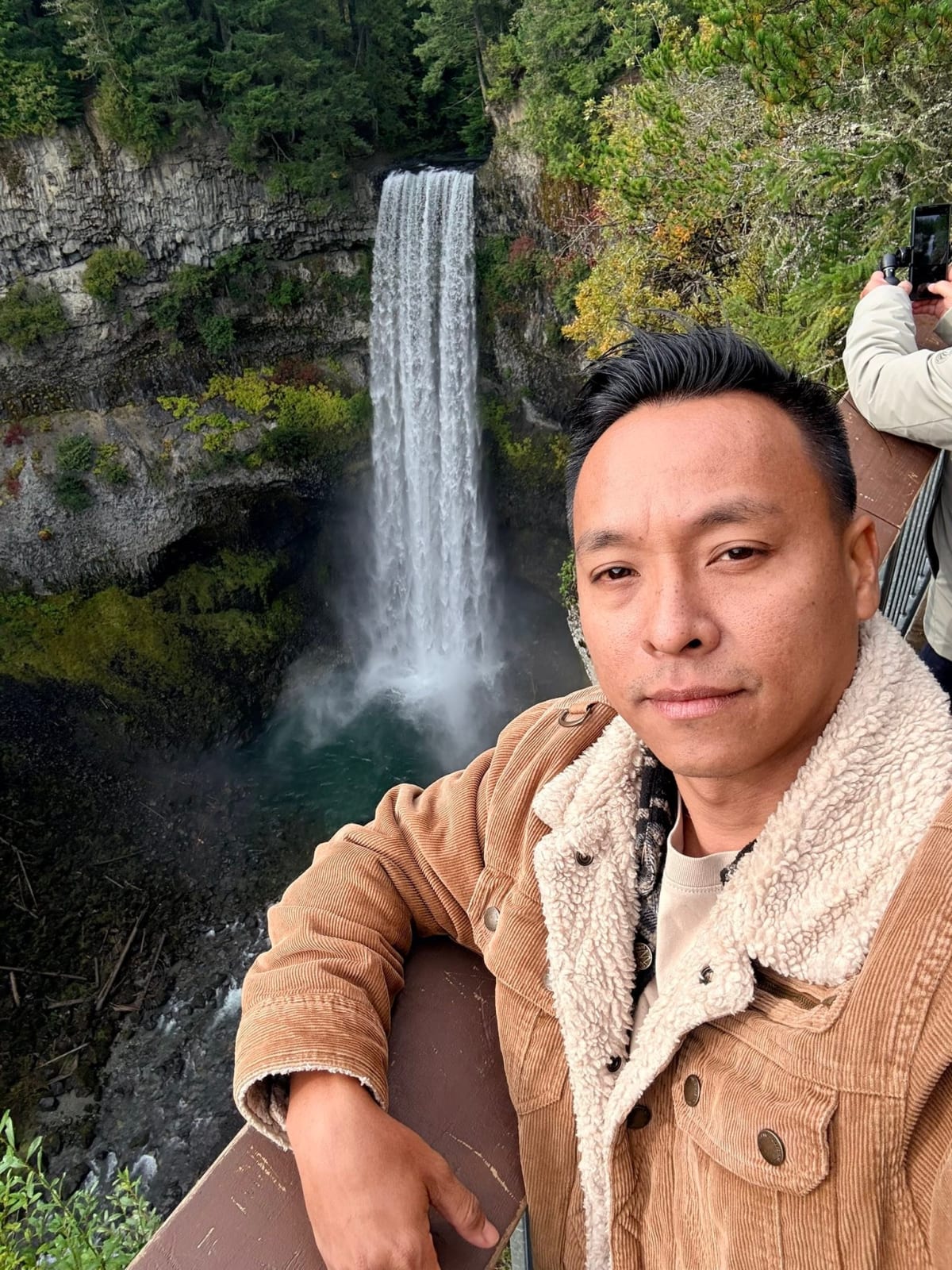 15 ngày xuyên ngang Canada