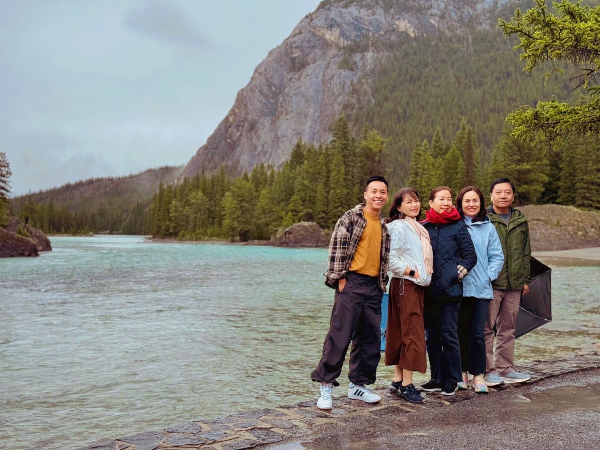 Hành trình 5N4Đ khám phá Banff cùng gia đình