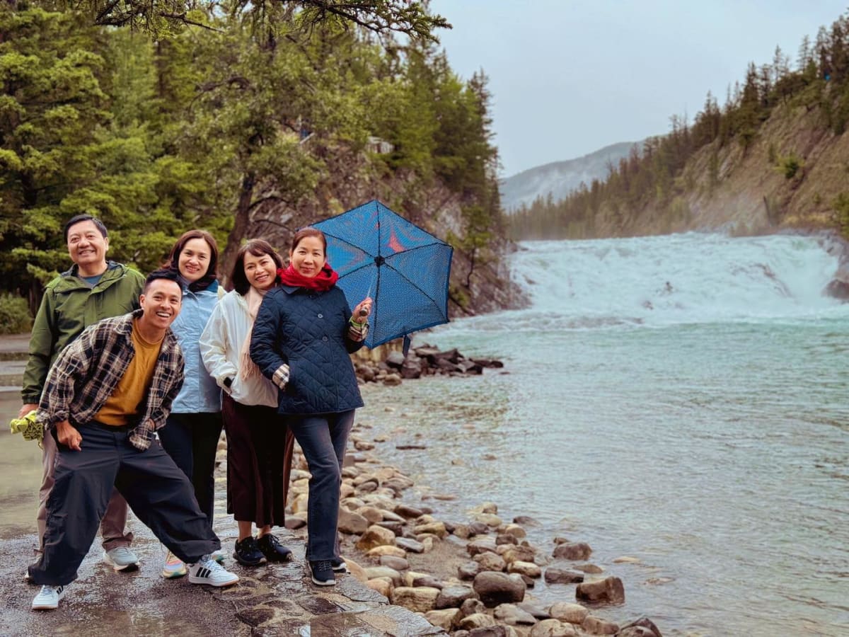 Hành trình 5N4Đ khám phá Banff cùng gia đình