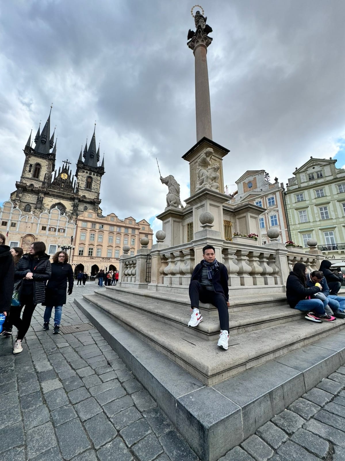 Prague — đẹp như cổ tích, nhưng tự lái thì khác