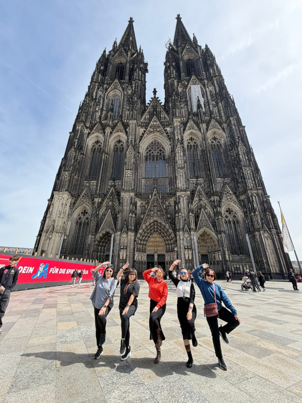 Kinh nghiệm lái xe từ Amsterdam sang Brussels