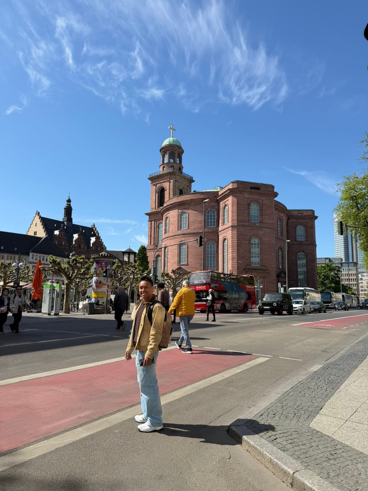 Kinh nghiệm lái xe từ Amsterdam sang Brussels