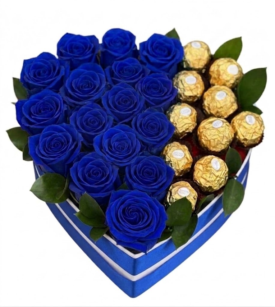Ramo de rosas azules y chocolate en Guayaquil - Floreria DIFIORI Guayaquil