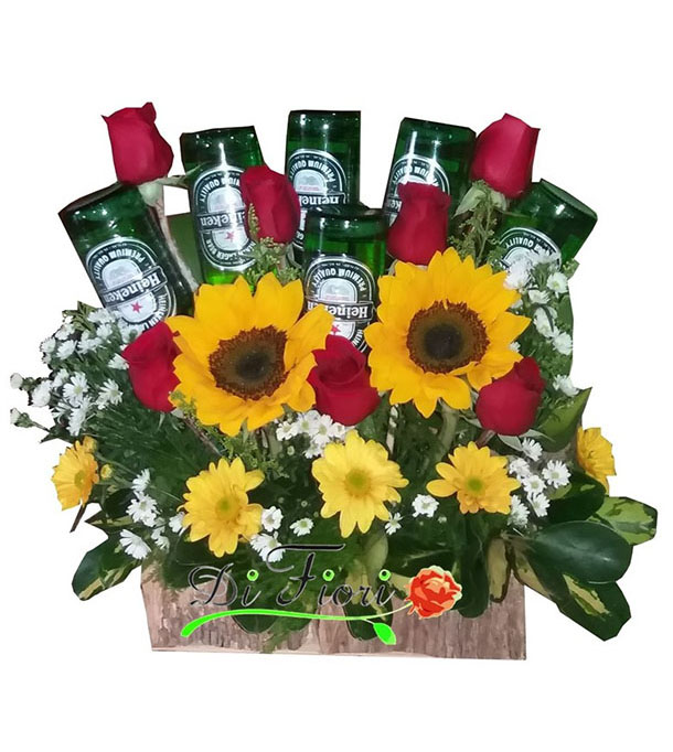 Detalle para Hombre con Flores y Cerveza | Guayaquil - Floreria DIFIORI Guayaquil
