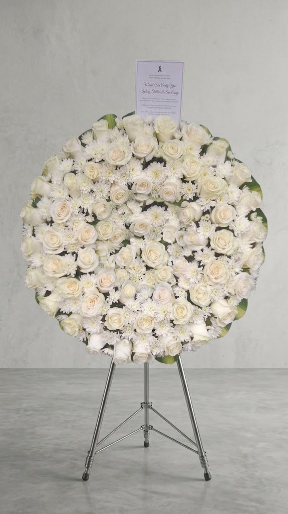 Corona de Rosas para Condolencias en Guayaquil - Floreria DIFIORI Guayaquil