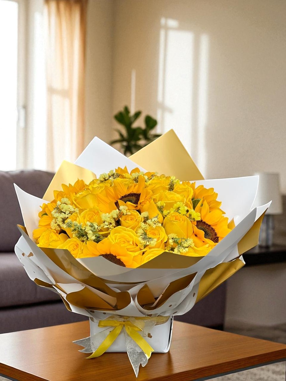 Flores Amarillas Rosas y Girasoles en Guayaquil - Floreria DIFIORI Guayaquil