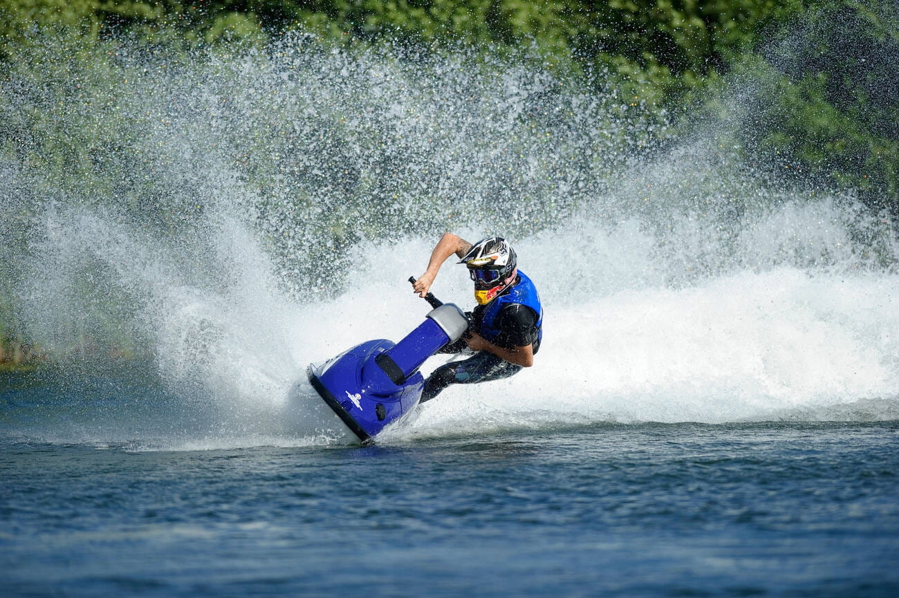 jet skiing ride in goa 