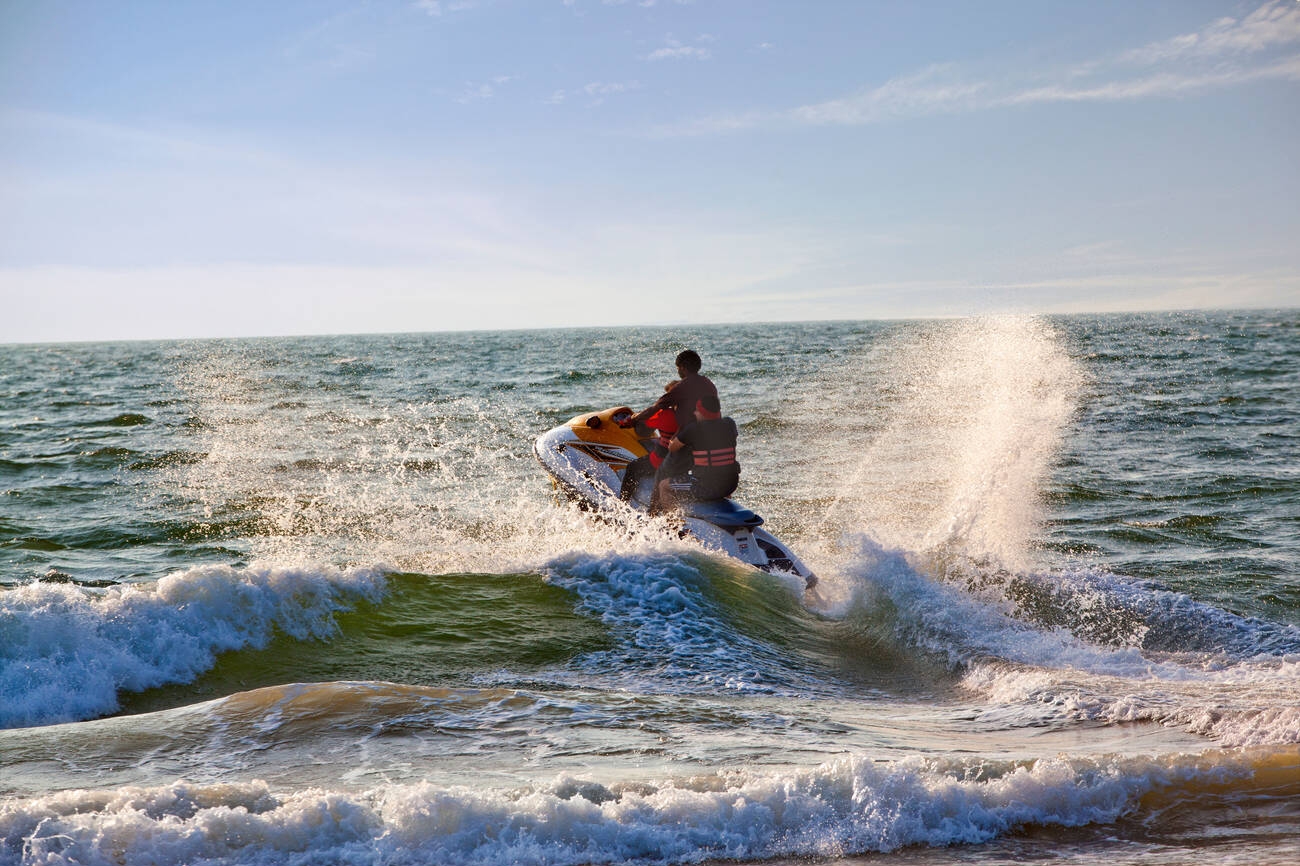 jet skiing in goa jet skiing in goa