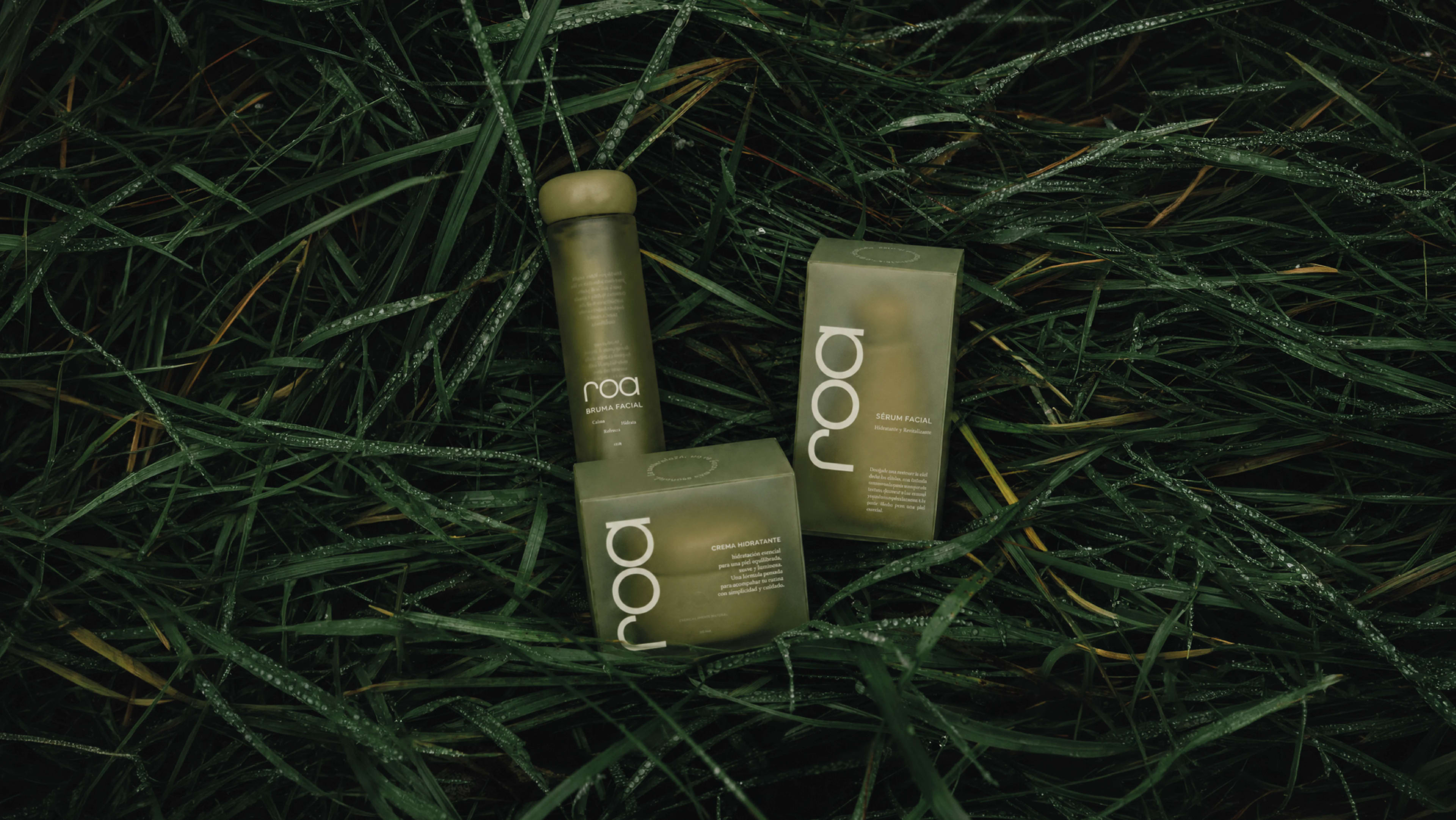 ROA — Identidad visual y sitio web para marca de skincare.