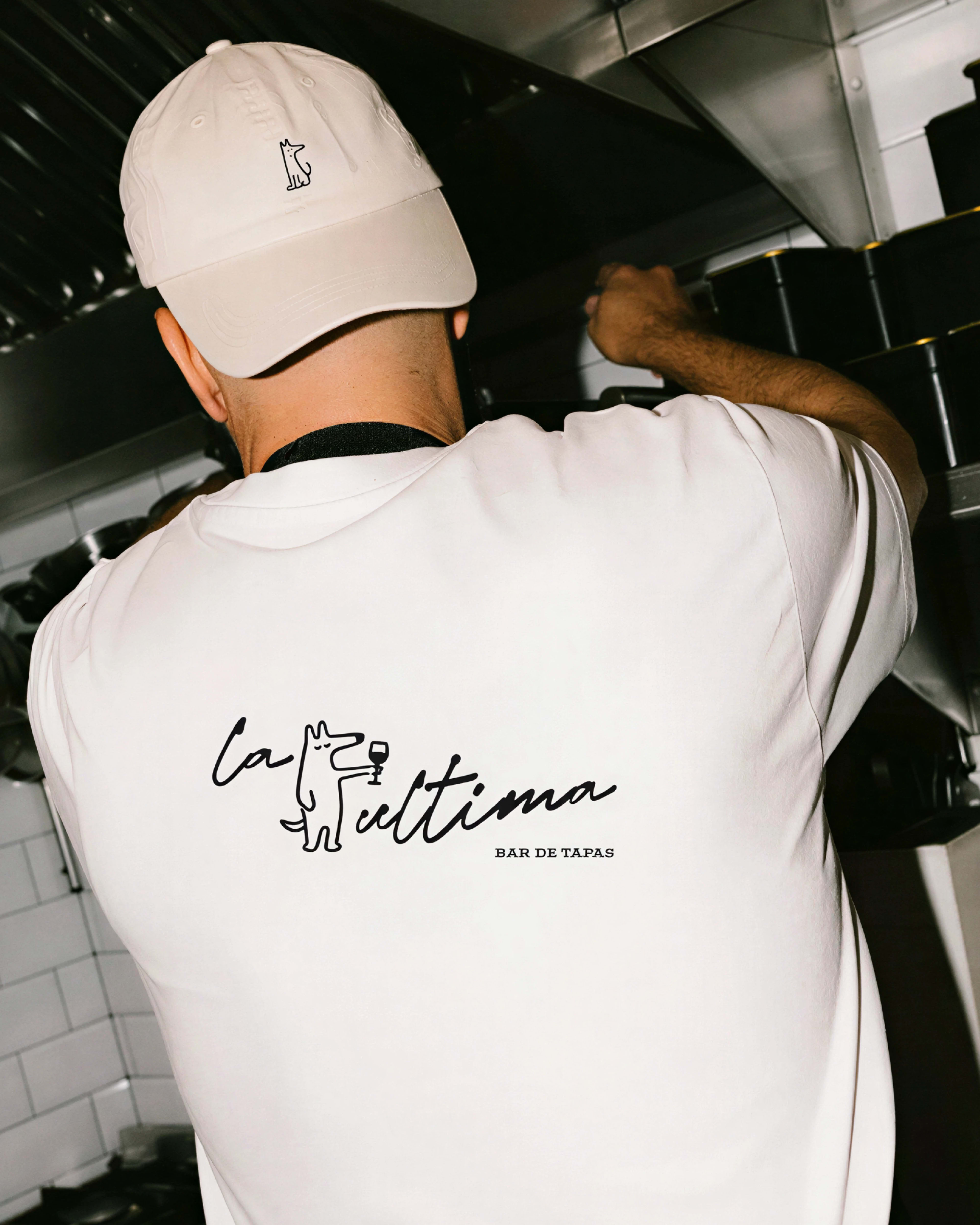 LA ULTIMA — pieza 2 de la galería