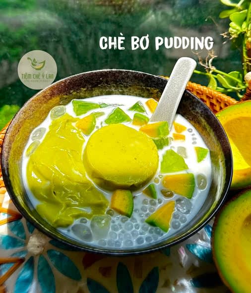 Chè Bơ Pudding