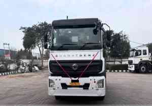 BharatBenz 4832R Tanker
