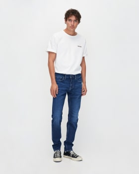 Men's tapered jeans blue faded indigo - sustainable | Kuyichi Men's tapered jeans blue faded indigo - sustainable | Kuyichi
