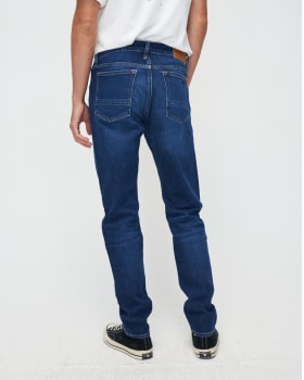 Men's tapered jeans blue faded indigo - sustainable | Kuyichi Men's tapered jeans blue faded indigo - sustainable | Kuyichi
