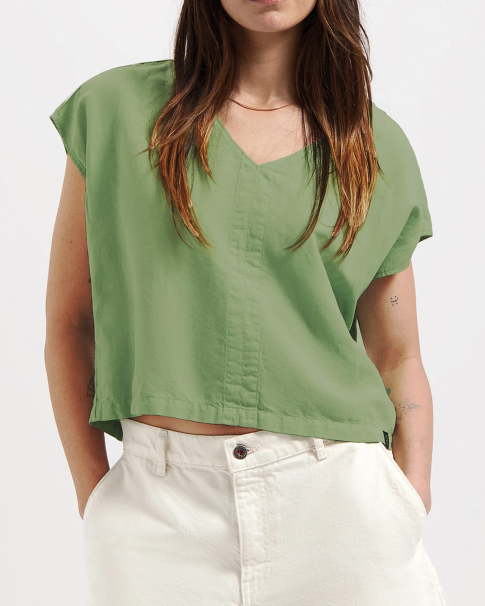 Emily T-Shirt mit V-Ausschnitt