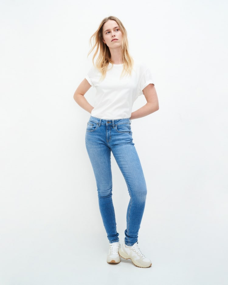 Carey Skinny Medium Blue