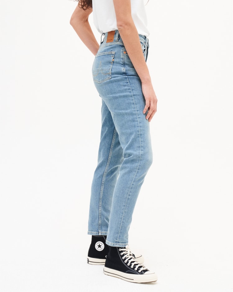 Nora Loose Tapered Faded Blue