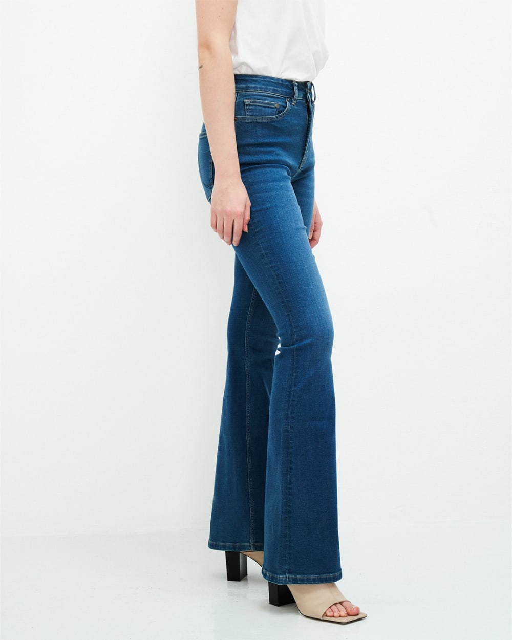 Lisette Flare Jeans Blassblau