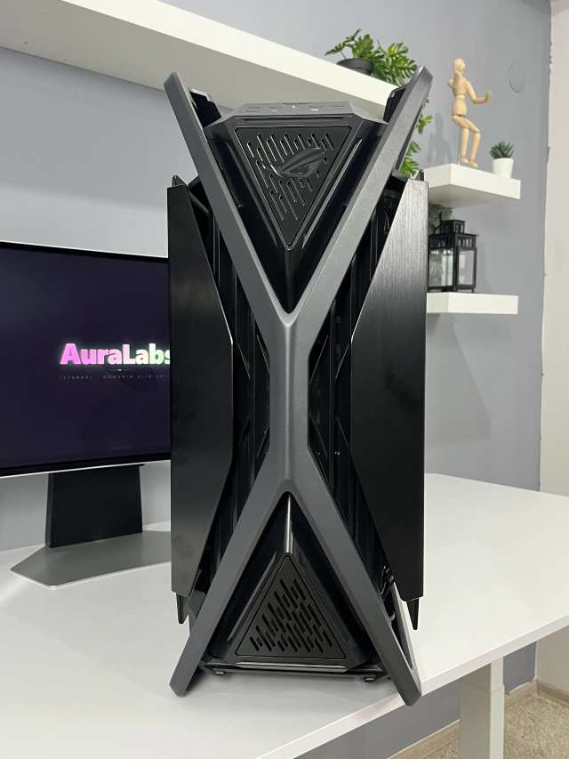 Asus ROG Hyperion GR701 Fanlı E-ATX Oyuncu Kasası — görsel 4/4