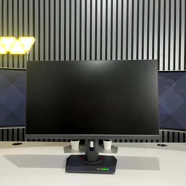 ASUS 27'' XG279CNS ROG STRIX 0.3Ms 380Hz FULL HD IPS Monitör — görsel 3/4